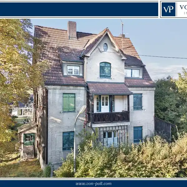 BEAUTIFUL PROPERTY IN SOUGHT-AFTER AREA