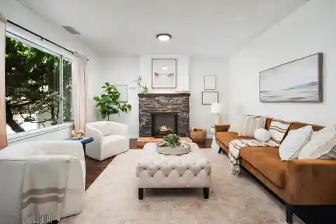 Rare Residence in Bungalow Haven
