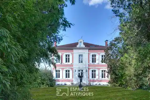 Historic Forest Retreat Near Landes Beaches