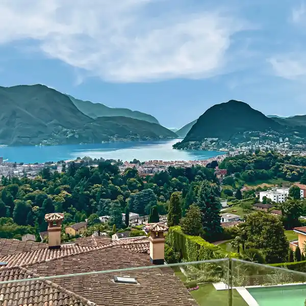 EMBRACE THE SPLENDOR OF THE WINTER GARDEN WITH BREATHTAKING LAKE VIEWS