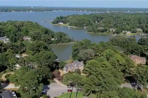 Exquisite Waterfront Brick Georgian