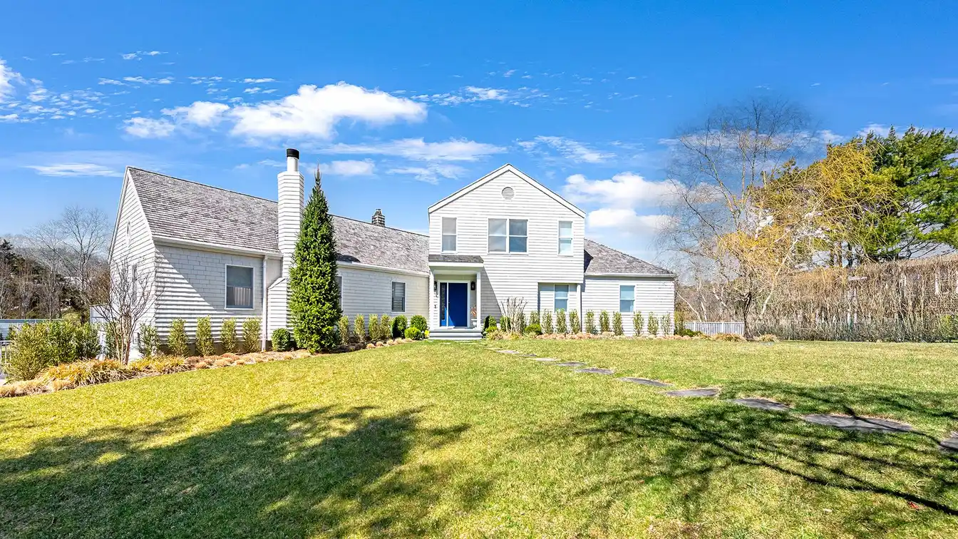 Beautifully Renovated Home for Rent in the Dune Alpin Community