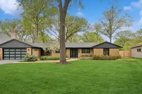 Mid-century Modern Ranch in Sherwood Forest