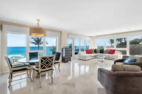 Three Bedroom Home in a Beachfront Building