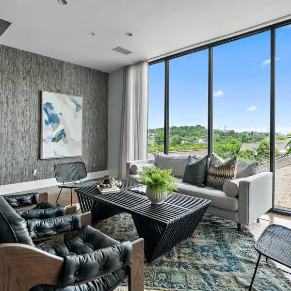 RARE HOME IN THE NOVELLO