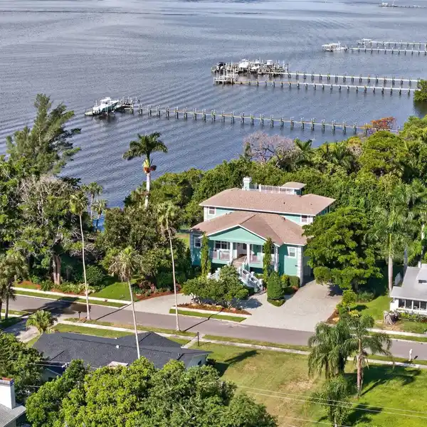 CUSTOM COASTAL LIVING AT ITS FINEST