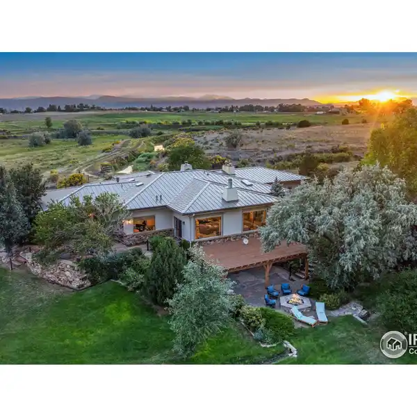 PRIVATE COLORADO RETREAT