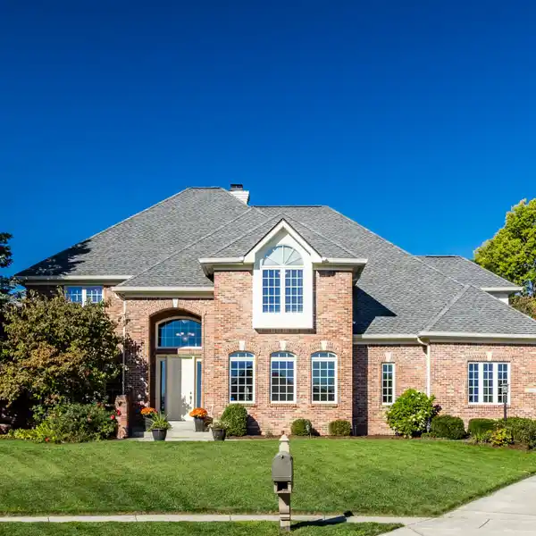 STUNNING HOME ON A PEACEFUL CUL-DE-SAC