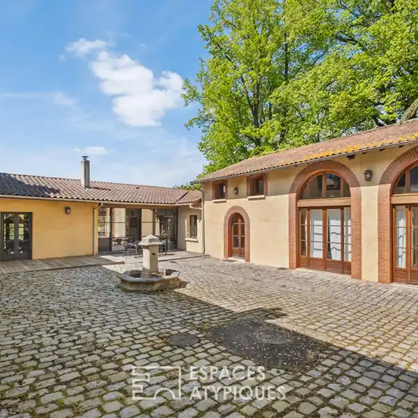 FORMER CASTLE IN A PRESERVED ENVIRONMENT