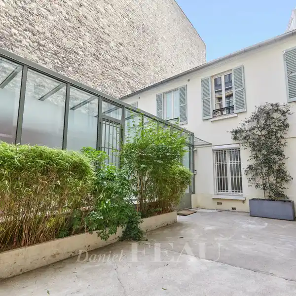 PEACEFUL LUXURY APARTMENT NEAR THE INVALIDES DOME