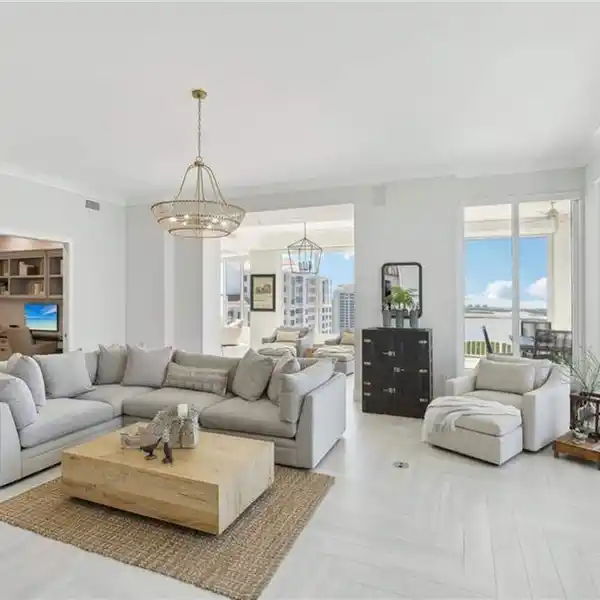 RARE PENTHOUSE WITH BREATHTAKING VIEWS