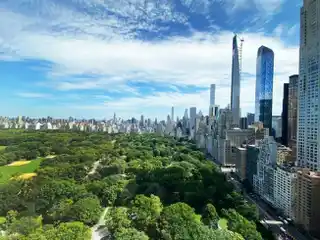 High-Floor Park-View Rental