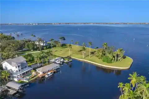 Ultimate Waterfront Retreat