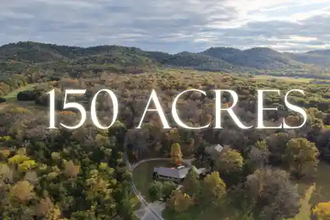 Private Tennessee Retreat with Guest House & Barn