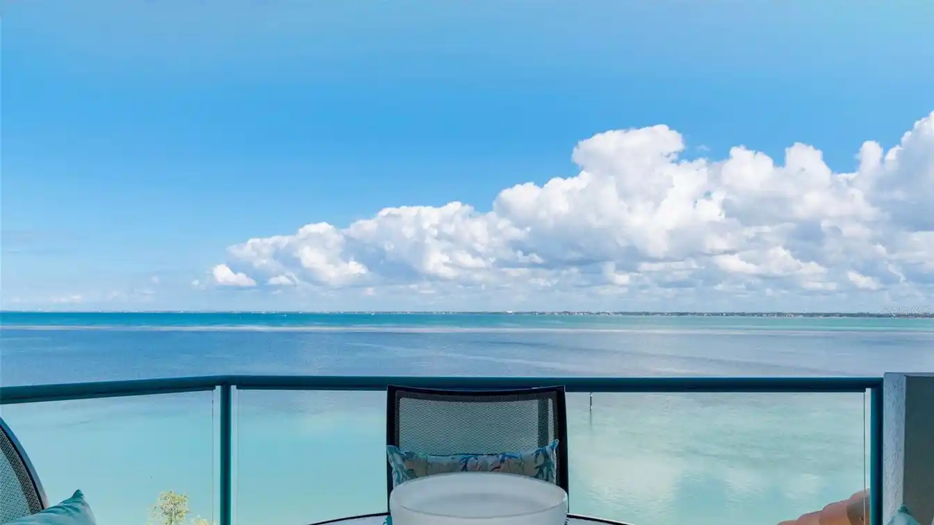 Top Floor Corner Penthouse in Tangerine Bay Club