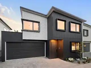 Stylish New Build with Family-Friendly Layout