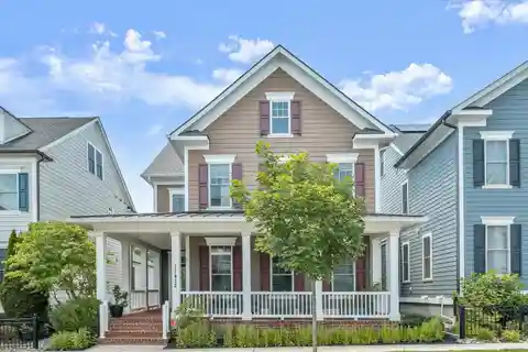 Four-level Home Loaded with High-end Features