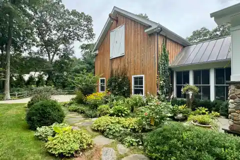 Serene East Hampton Escape with Total Privacy