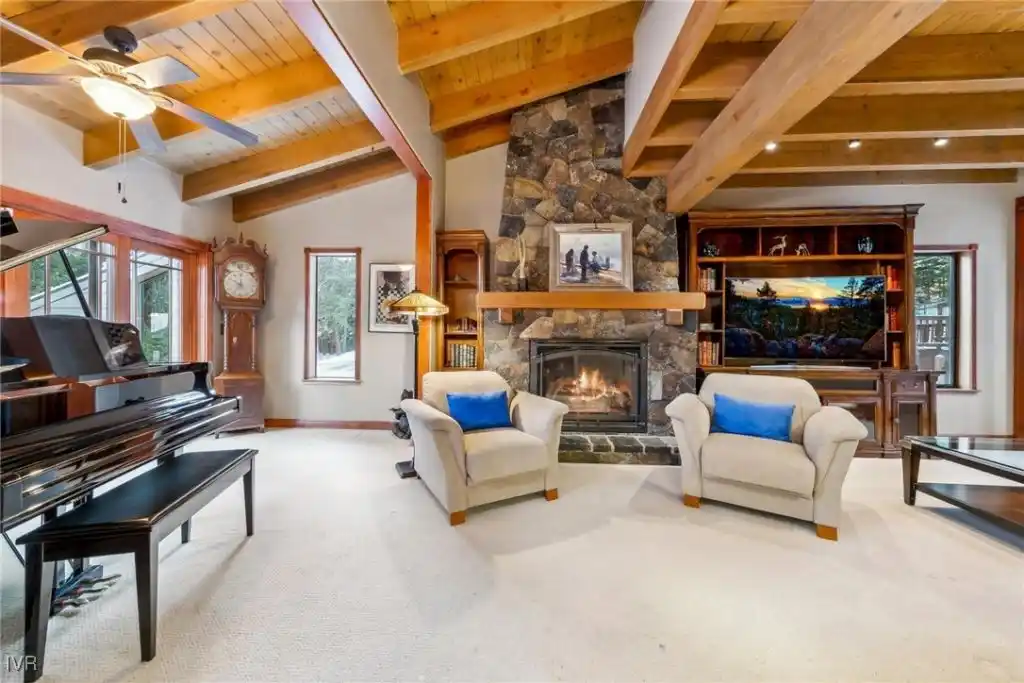 Timeless Comfort and Modern Charm