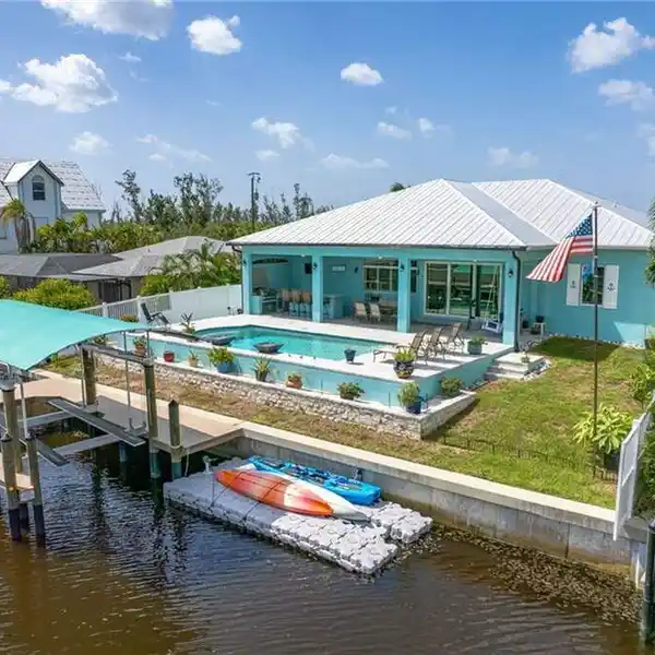 IMMACULATE TURNKEY WATERFRONT HOME