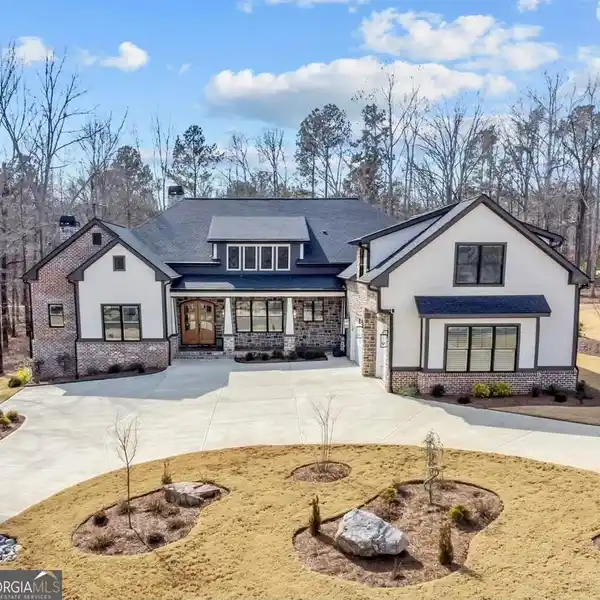 NEARLY NEW HOME AT HARMONY BAY ON LAKE OCONEE