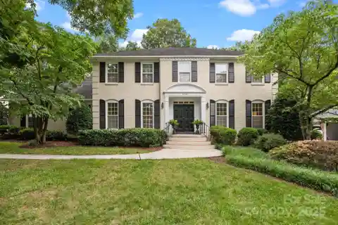 Incredible Home in Sharon Woods