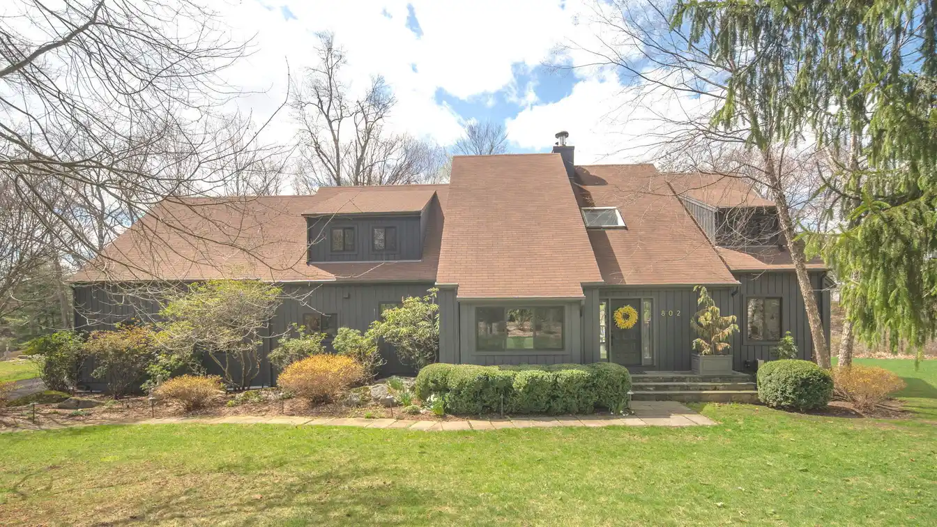 Updated and Well Maintained Contemporary Style Home