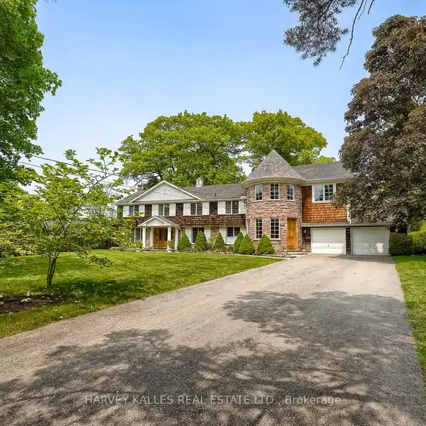 EXCEPTIONAL ESTATE HOME IN PRESTIGIOUS RATTRAY MARSH