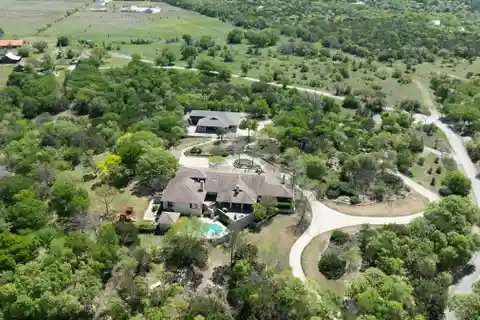 Rare Architect-designed Single-level Estate on 8.77 Acres