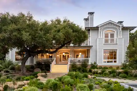 Newly Renovated Ocean-view Estate
