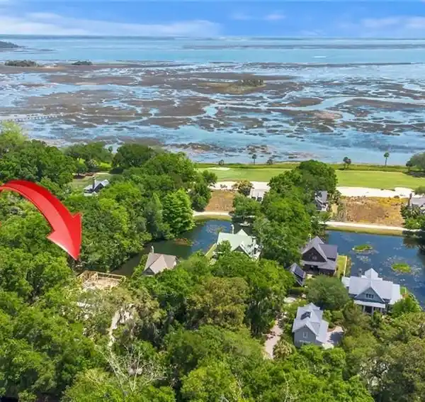 NEW CONSTRUCTION IN OLD TABBY