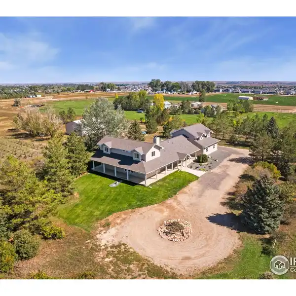 PRIVACY AND VERSATILITY ON 19.5 ACRES