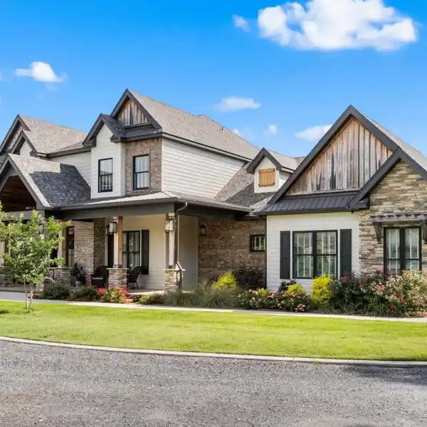 SPRAWLING PACE ESTATE WITH LUXE GUEST GARAGE