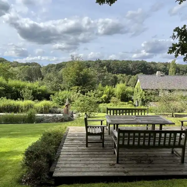 CHARMING COMPLETELY RENOVATED VILLA