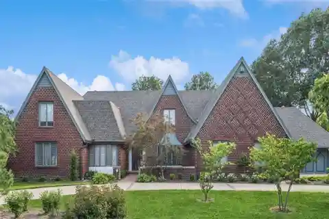Lovely Home Steps from Franklin Park