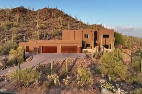 Custom Mountainview Masterpiece with Timeless Charm