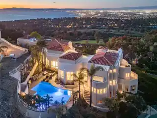 Exceptional Gated Estate in Esteemed Palos Verdes Estates