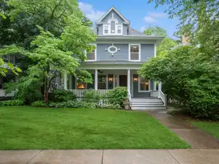 Gorgeous Victorian on a Coveted Block