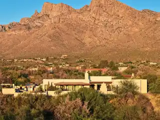 Southwestern Elegance in Oro Valley’s Finest