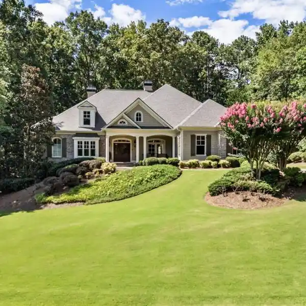 BEAUTIFULLY UPDATED ONE LEVEL RANCH STYLE HOME