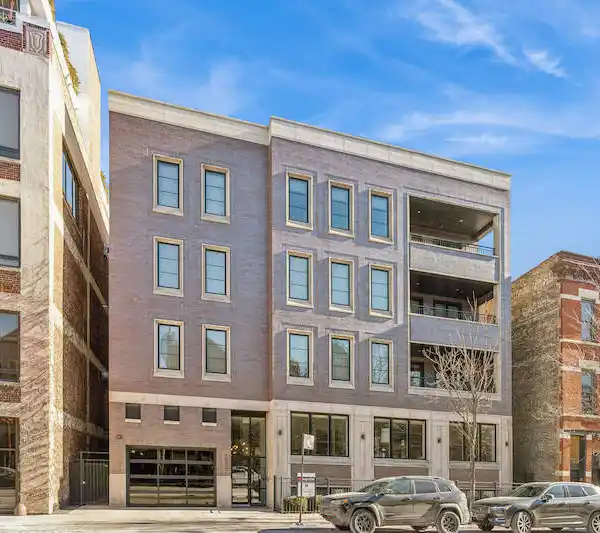 MODERN LUXURY, PRIVATE ELEVATOR, UNMATCHED OUTDOOR SPACE