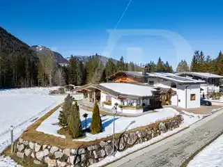 Special Property in a Picturesque Setting