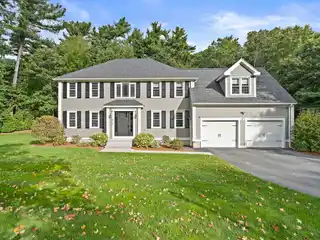 Gorgeous Center-Entrance Colonial