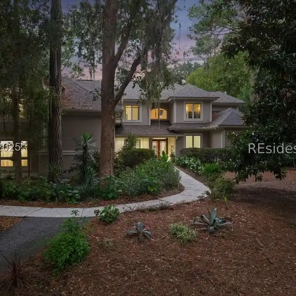 PORT ROYAL HOME STEPS TO THE SAND