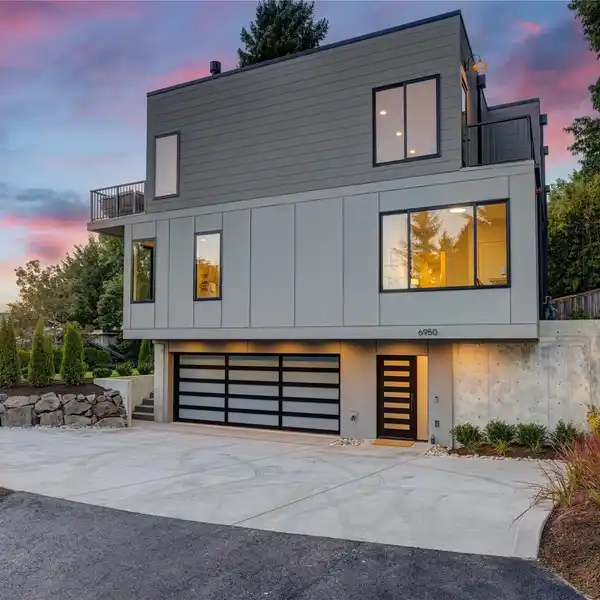 BRAND NEW HOME IN SOUGHT-AFTER FIRST HILL