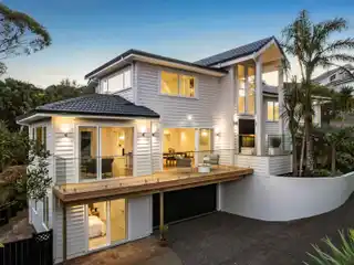 Exclusive Family Estate in Blue Chip Location