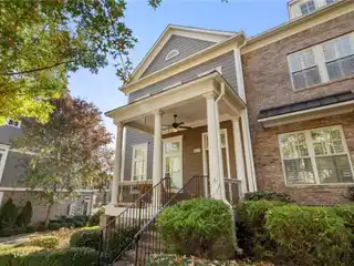 Bright Modern Living