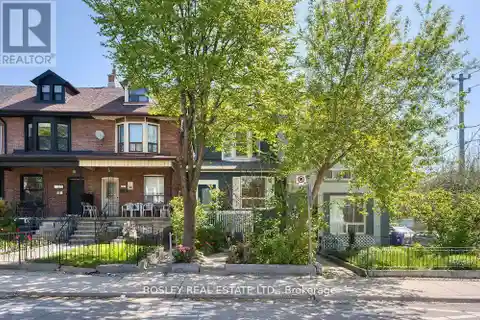 Turnkey Home in Coveted Beaconsfield Village
