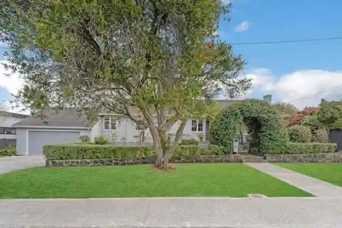 Welcoming Garland Road Address