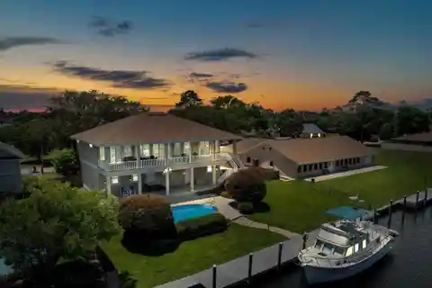 Meticulously Maintained Waterfront Residence